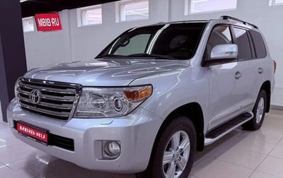 Toyota Land Cruiser 200, 2013 год, 3 199 000 рублей, 1 фотография