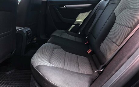 Volkswagen Passat B7, 2012 год, 1 299 000 рублей, 18 фотография