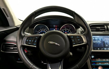 Jaguar F-Pace, 2020 год, 3 850 000 рублей, 22 фотография
