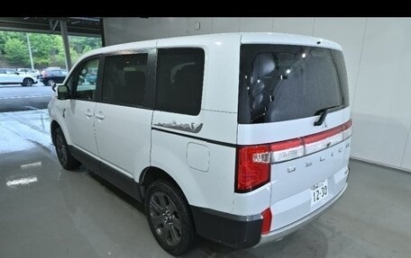 Mitsubishi Delica D:5 I, 2023 год, 2 650 000 рублей, 4 фотография