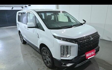 Mitsubishi Delica D:5 I, 2023 год, 2 650 000 рублей, 2 фотография
