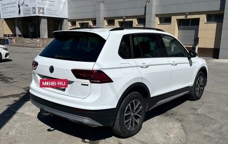 Volkswagen Tiguan II, 2019 год, 1 800 000 рублей, 2 фотография