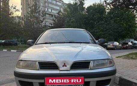 Mitsubishi Carisma I, 2000 год, 170 000 рублей, 2 фотография