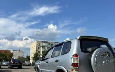 Chevrolet Niva I рестайлинг, 2005 год, 280 000 рублей, 2 фотография