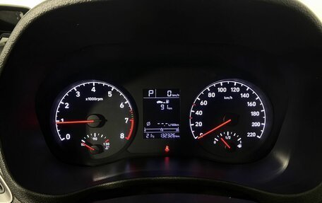 Hyundai Solaris II рестайлинг, 2018 год, 1 385 000 рублей, 7 фотография