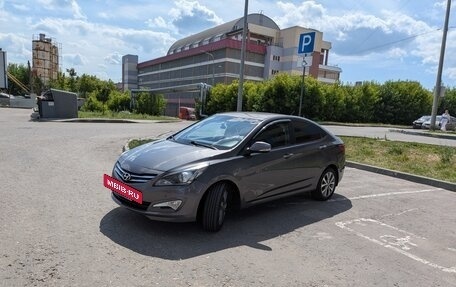 Hyundai Solaris II рестайлинг, 2014 год, 1 018 000 рублей, 2 фотография
