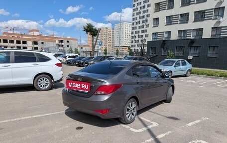 Hyundai Solaris II рестайлинг, 2014 год, 1 018 000 рублей, 4 фотография