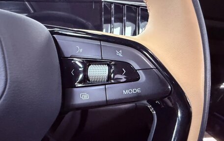 Geely Atlas, 2023 год, 2 429 000 рублей, 9 фотография