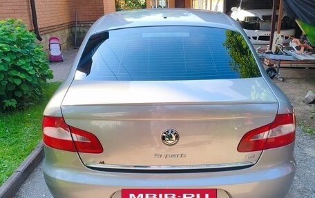 Skoda Superb III рестайлинг, 2011 год, 870 000 рублей, 3 фотография