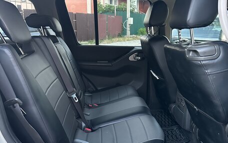 Nissan Pathfinder, 2011 год, 1 500 000 рублей, 16 фотография