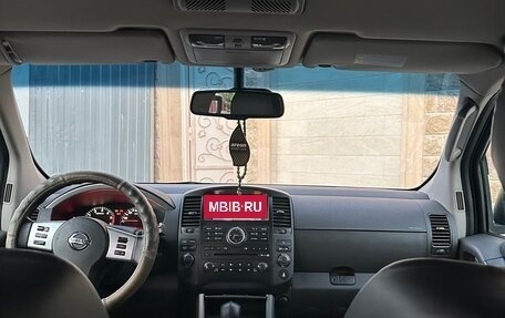 Nissan Pathfinder, 2011 год, 1 500 000 рублей, 21 фотография