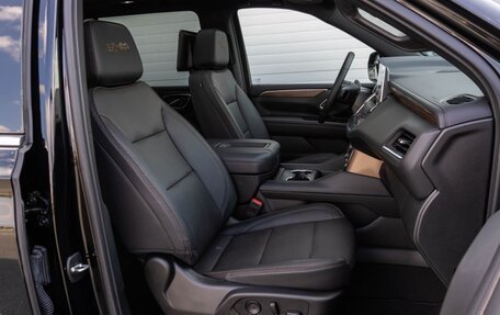 Chevrolet Suburban, 2023 год, 13 100 000 рублей, 14 фотография