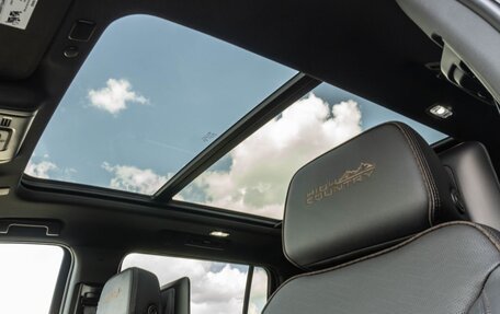 Chevrolet Suburban, 2023 год, 13 100 000 рублей, 8 фотография