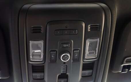 Chevrolet Suburban, 2023 год, 13 100 000 рублей, 24 фотография