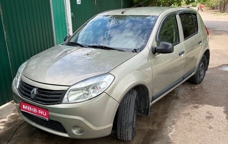 Renault Sandero I, 2010 год, 375 000 рублей, 1 фотография