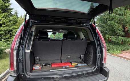 Cadillac Escalade III, 2007 год, 1 600 000 рублей, 9 фотография