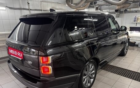 Land Rover Range Rover IV рестайлинг, 2021 год, 8 900 000 рублей, 5 фотография