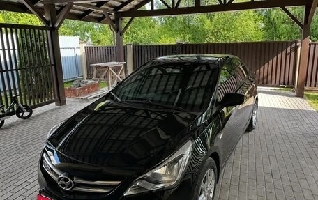 Hyundai Solaris II рестайлинг, 2014 год, 950 000 рублей, 3 фотография