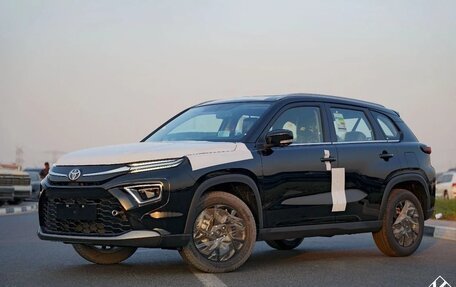 Toyota Urban Cruiser, 2026 год, 2 890 000 рублей, 2 фотография