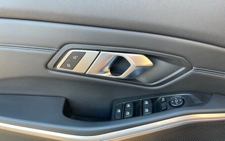 BMW 3 серия, 2019 год, 3 300 000 рублей, 5 фотография