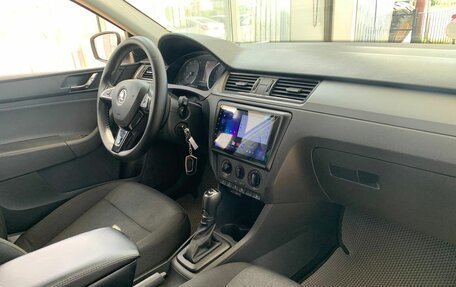 Skoda Rapid I, 2017 год, 1 089 000 рублей, 12 фотография