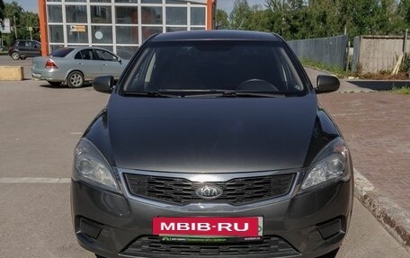 KIA cee'd I рестайлинг, 2011 год, 583 000 рублей, 2 фотография