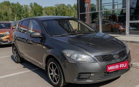 KIA cee'd I рестайлинг, 2011 год, 583 000 рублей, 3 фотография