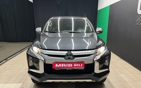 Mitsubishi L200 IV рестайлинг, 2023 год, 3 350 000 рублей, 2 фотография