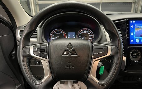 Mitsubishi L200 IV рестайлинг, 2023 год, 3 350 000 рублей, 20 фотография