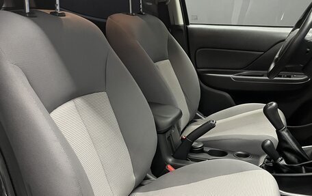 Mitsubishi L200 IV рестайлинг, 2023 год, 3 350 000 рублей, 17 фотография