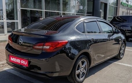 Opel Astra J, 2014 год, 780 000 рублей, 5 фотография