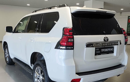 Toyota Land Cruiser Prado 150 рестайлинг 2, 2018 год, 4 600 000 рублей, 8 фотография