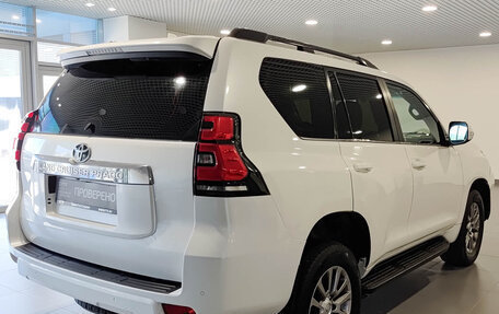 Toyota Land Cruiser Prado 150 рестайлинг 2, 2018 год, 4 600 000 рублей, 6 фотография