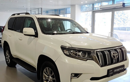 Toyota Land Cruiser Prado 150 рестайлинг 2, 2018 год, 4 600 000 рублей, 3 фотография