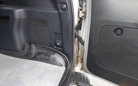 Toyota Land Cruiser Prado 150 рестайлинг 2, 2021 год, 6 900 000 рублей, 8 фотография