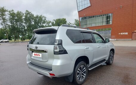 Toyota Land Cruiser Prado 150 рестайлинг 2, 2021 год, 6 900 000 рублей, 3 фотография