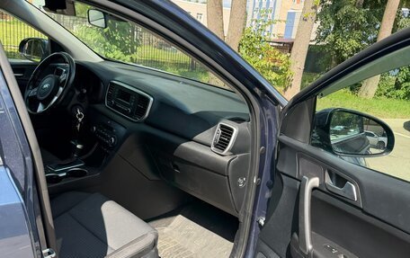 KIA Sportage IV рестайлинг, 2020 год, 2 290 000 рублей, 13 фотография
