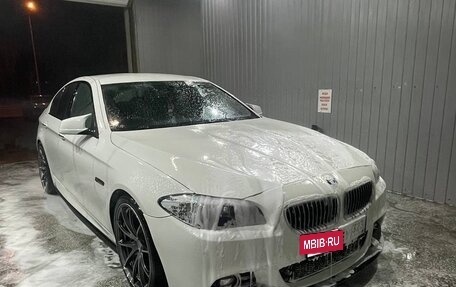 BMW 5 серия, 2012 год, 1 750 000 рублей, 3 фотография