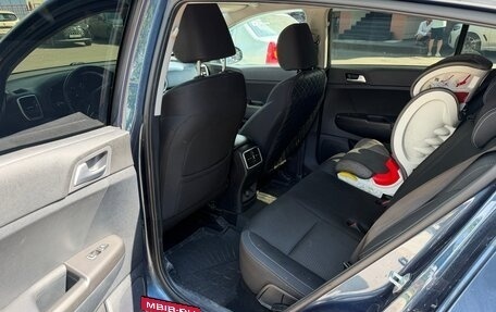 KIA Sportage IV рестайлинг, 2020 год, 2 290 000 рублей, 15 фотография