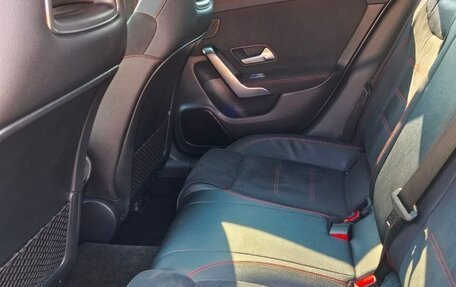 Mercedes-Benz CLA AMG, 2019 год, 4 200 000 рублей, 8 фотография
