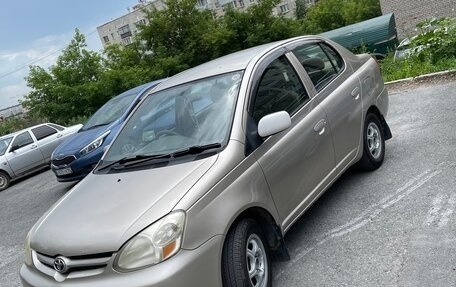 Toyota Platz, 2003 год, 500 000 рублей, 8 фотография