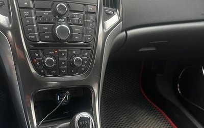 Opel Astra J, 2011 год, 600 000 рублей, 1 фотография