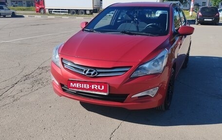 Hyundai Solaris II рестайлинг, 2014 год, 815 000 рублей, 1 фотография