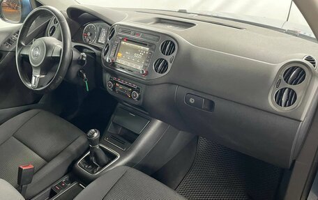 Volkswagen Tiguan I, 2012 год, 899 000 рублей, 12 фотография