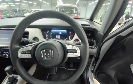 Honda Fit, 2021 год, 978 010 рублей, 9 фотография