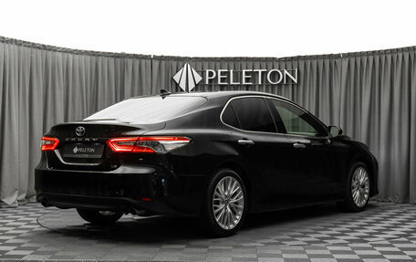 Toyota Camry, 2019 год, 3 240 000 рублей, 5 фотография