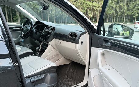 Volkswagen Tiguan II, 2019 год, 3 250 000 рублей, 14 фотография