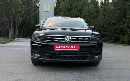 Volkswagen Tiguan II, 2019 год, 3 250 000 рублей, 3 фотография