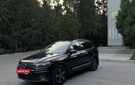 Volkswagen Tiguan II, 2019 год, 3 250 000 рублей, 5 фотография
