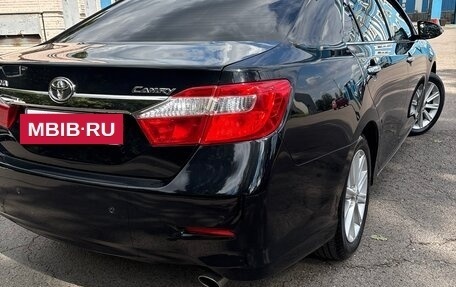 Toyota Camry, 2013 год, 1 670 000 рублей, 4 фотография